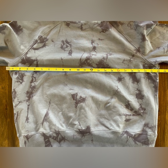 Lululemon crewneck sweatshirt - Picture 4 of 6